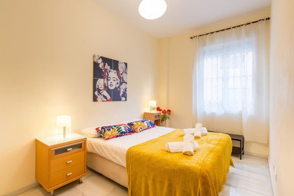 Bright, Quiet And Ground Floor In The Center Lejlighed *