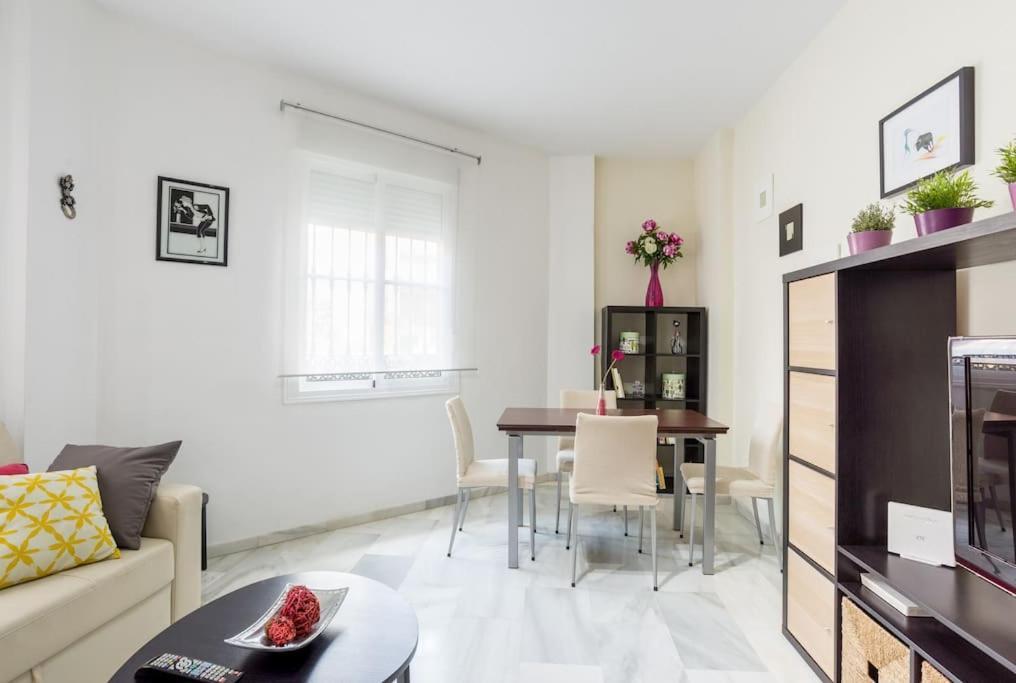 Lejlighed Bright, Quiet And Ground Floor In The Center Málaga